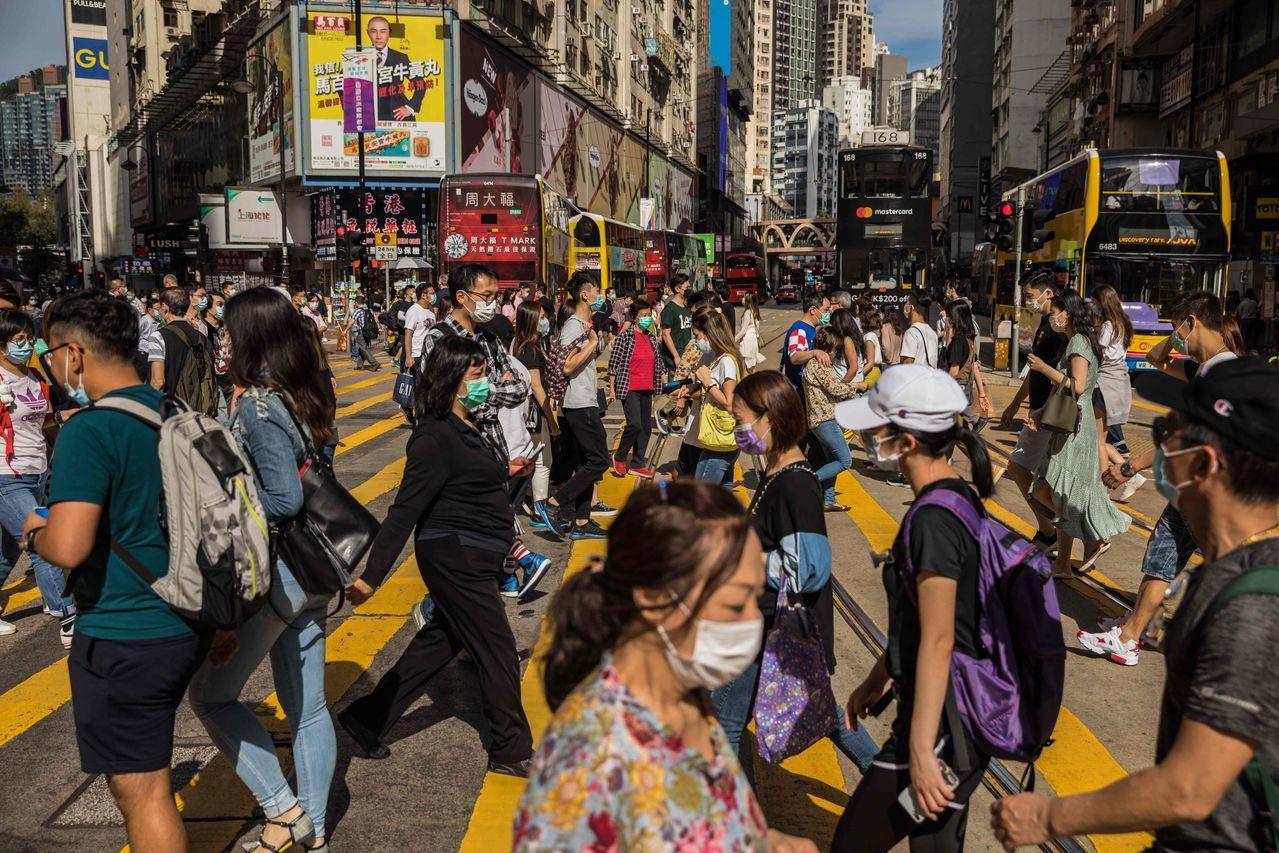 香港移民最新政策，自然美景探索之旅的启程