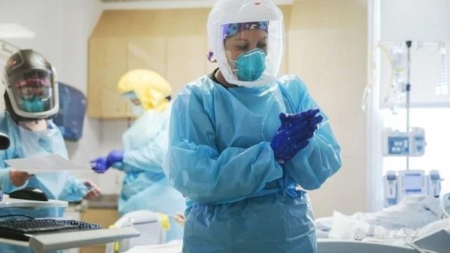 美国新冠最新确诊人数及其背后的力量，变化、学习与希望