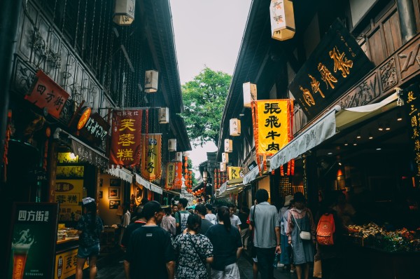小巷深处的独特风味，揭秘最新中甲特色小店