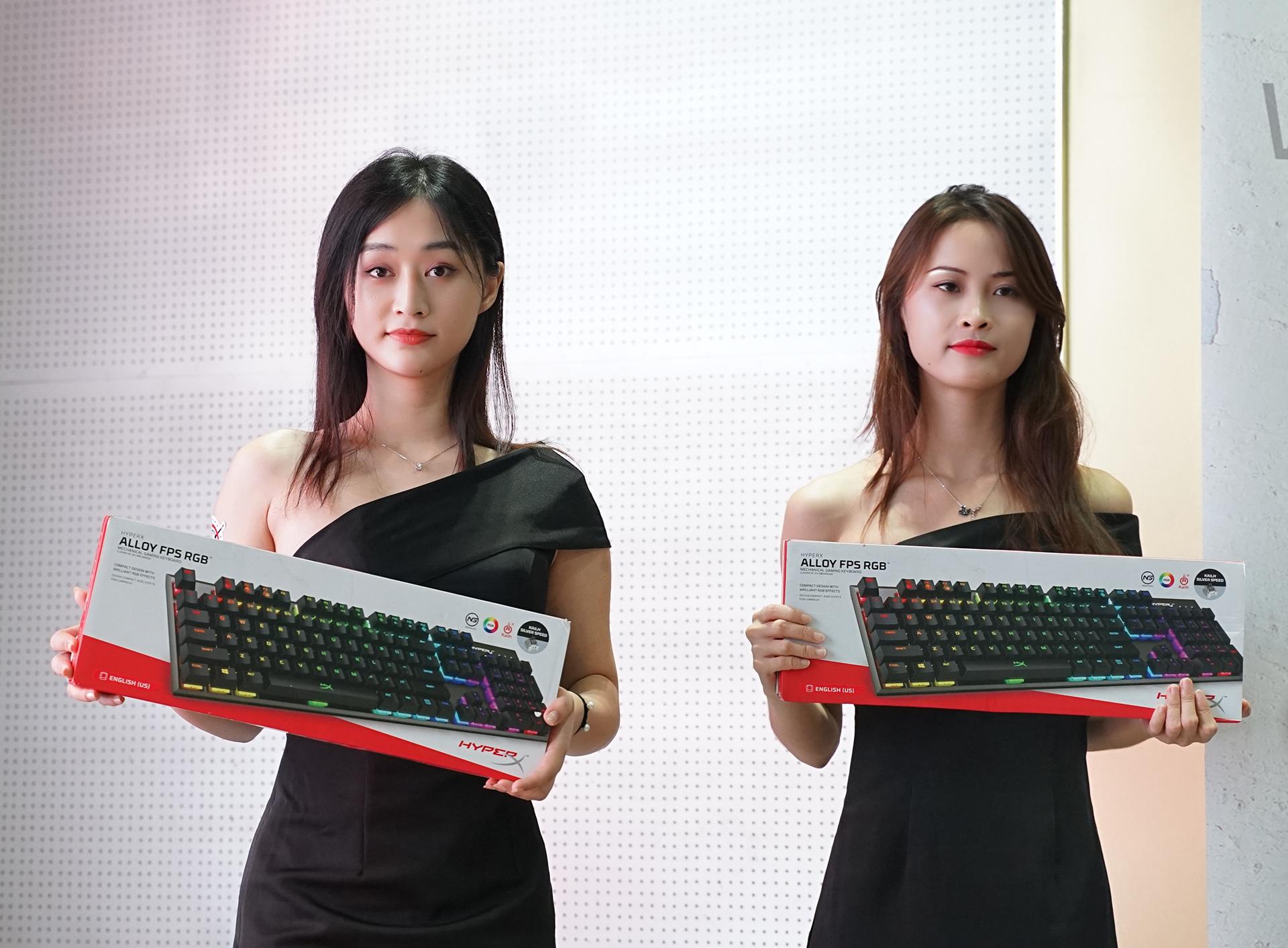 DOTA最新比赛，小巷中的宝藏，电竞盛宴探索之旅！